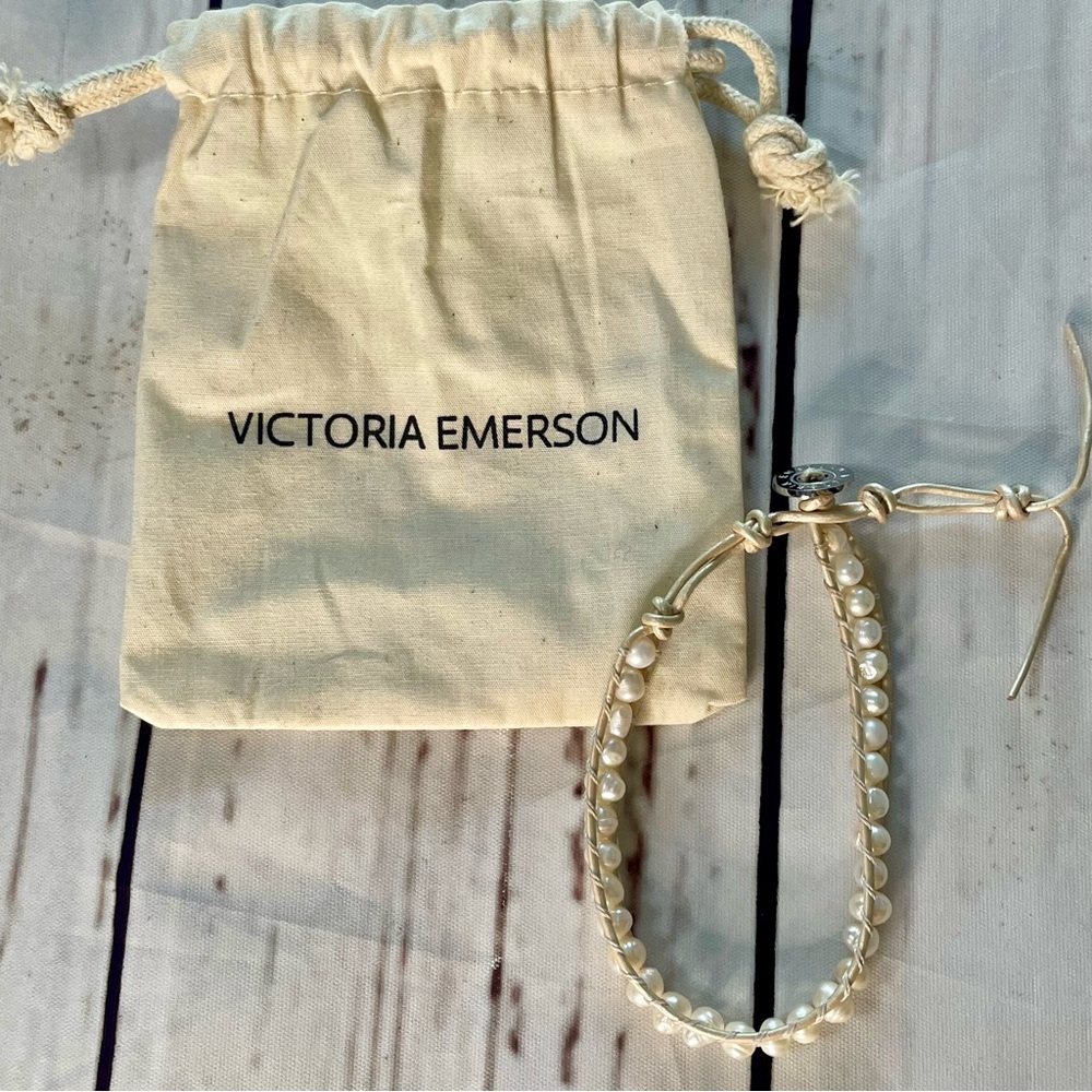 New Victoria Emerson beaded bracelet